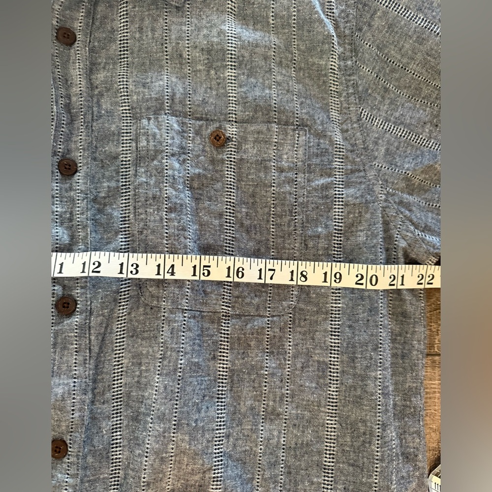 Patagonia Back Step Shirt Large Chambray Navy Button Down Short Sleeve EUC - Picture 3 of 8